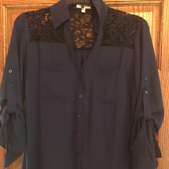 Express Tops - Button up blouse